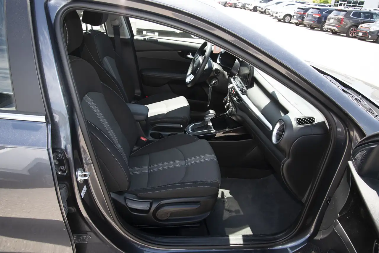 Kia Forte снимка Kia Forte