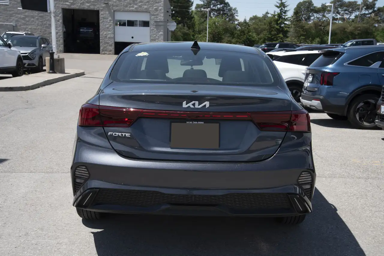 Kia Forte снимка Kia Forte