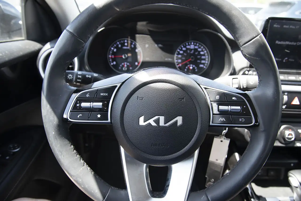 Kia Forte снимка Kia Forte
