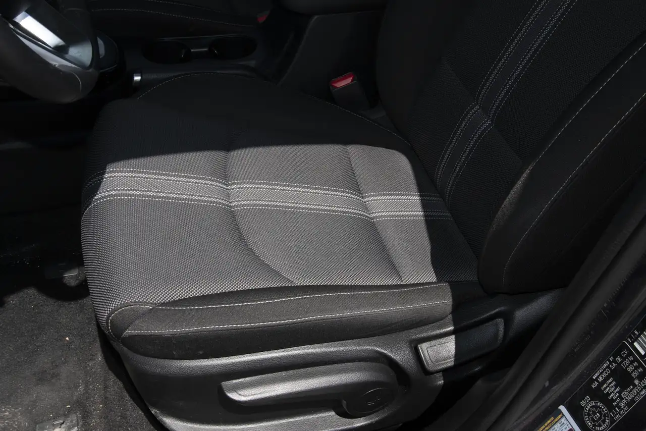Kia Forte снимка Kia Forte