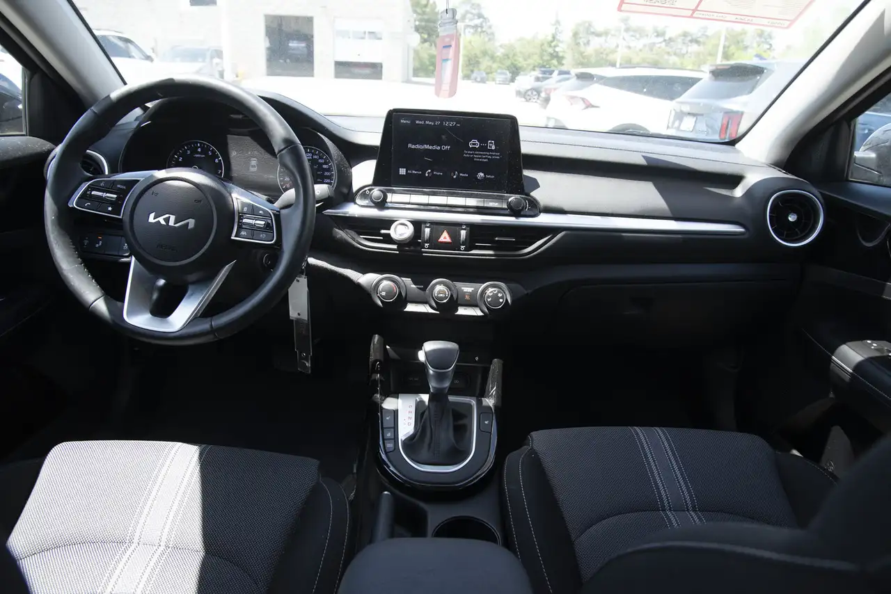 Kia Forte снимка Kia Forte