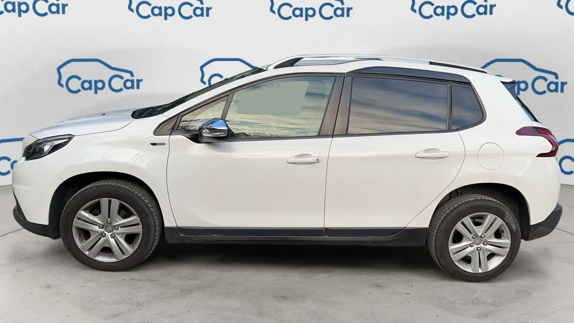 Peugeot 2008 1.2 PureTech 110 Style Blanc - 2