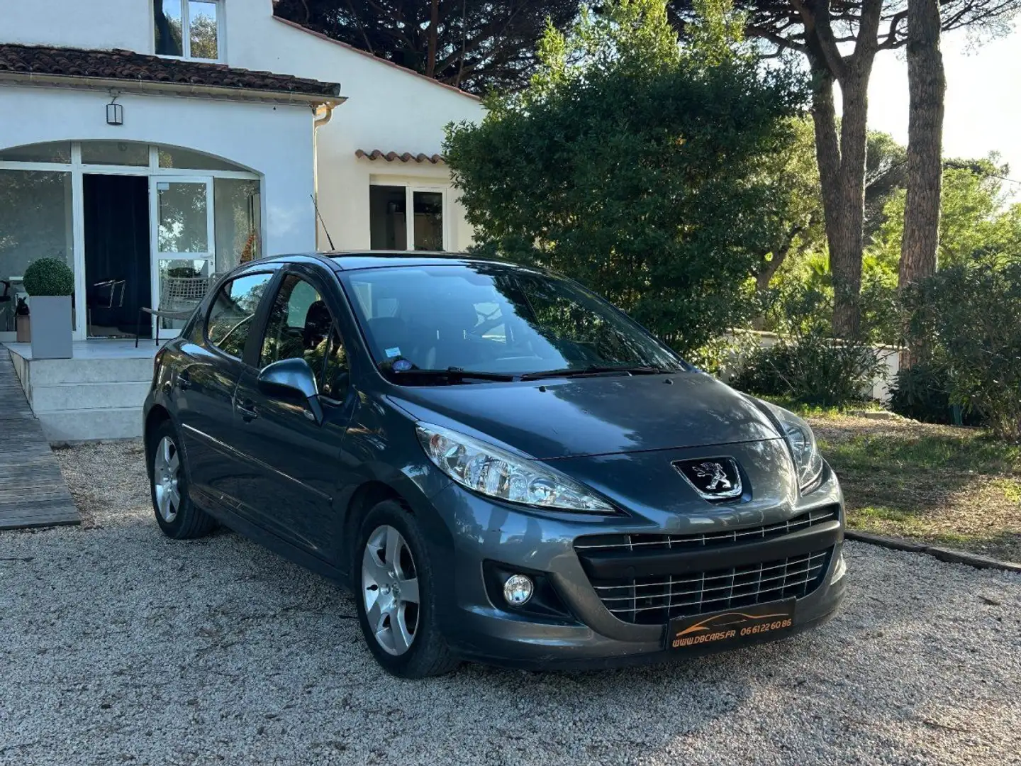 Peugeot 207 1.6 VTi 120ch Allure BVA / 2ÈME MAIN / ORIGINE FRANCE / VÉHICULE ENTRETENU Gris - 1