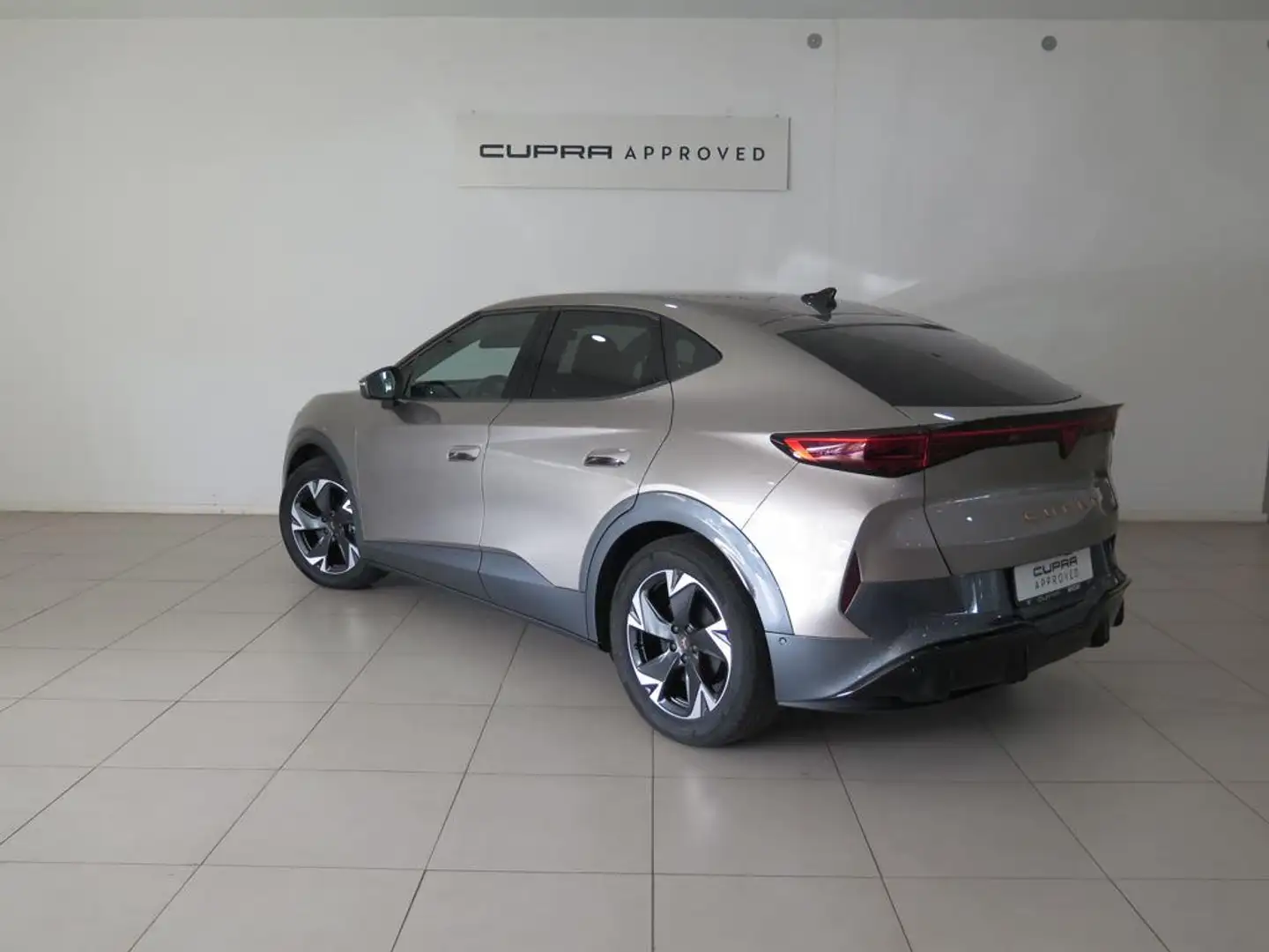 CUPRA Tavascan 77kWh 210kW Endurance Gris - 2