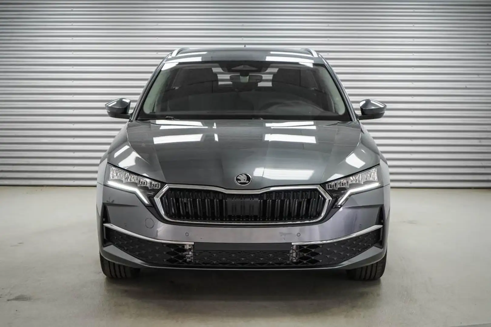 Skoda Octavia Combi Kombi 1,5 TSI mHEV DSG Selection - LAGER ... Grau - 2