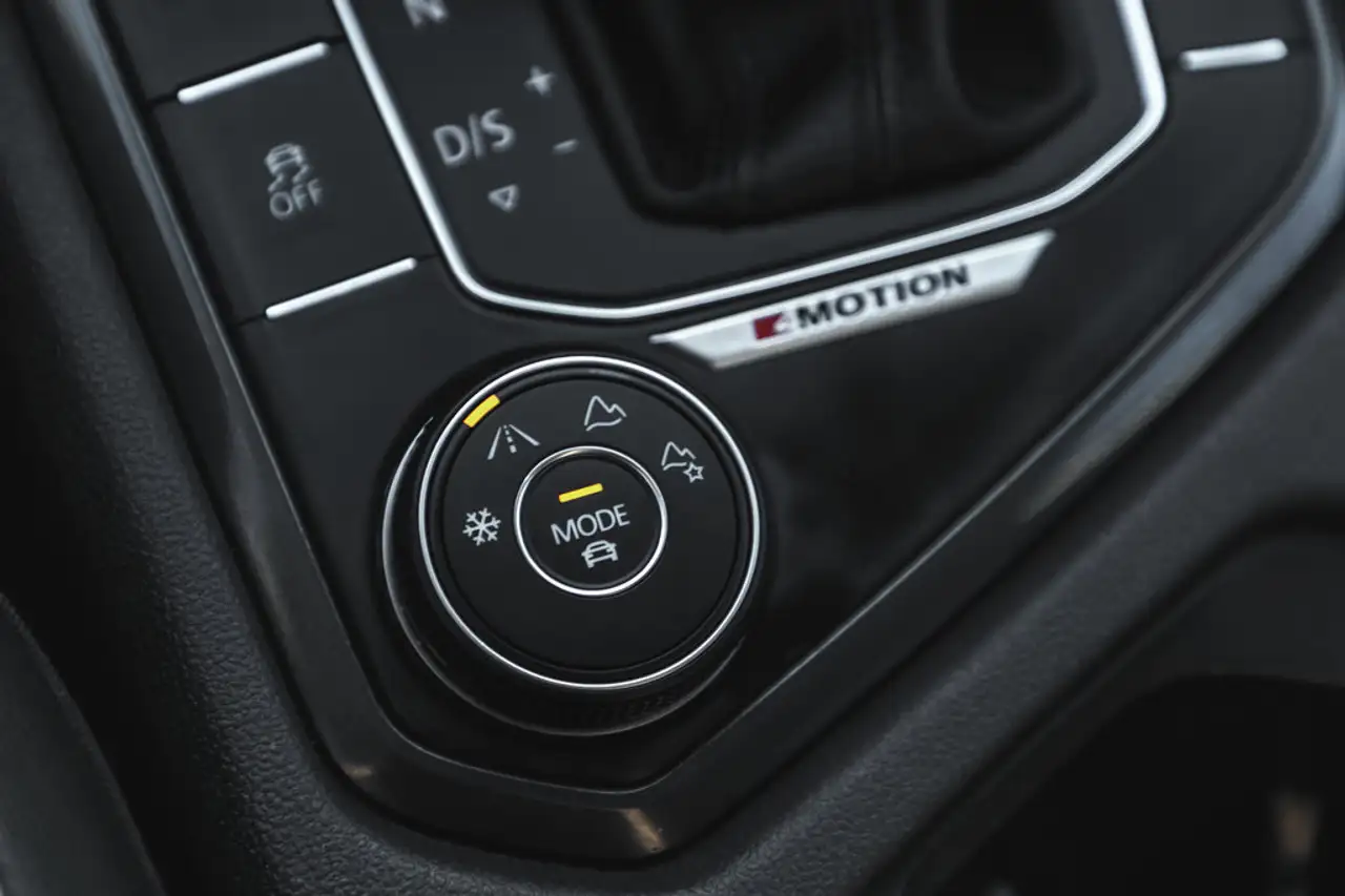 Volkswagen Tiguan снимка Volkswagen Tiguan