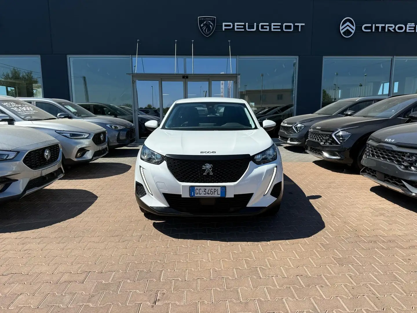 Peugeot 2008 2008 II 2020 1.5 bluehdi Active s Bianco - 2