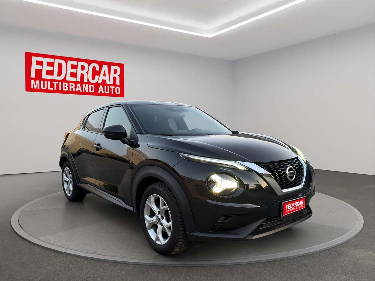 Nissan Juke 1.0 dig-t N-Connecta 114cv dct