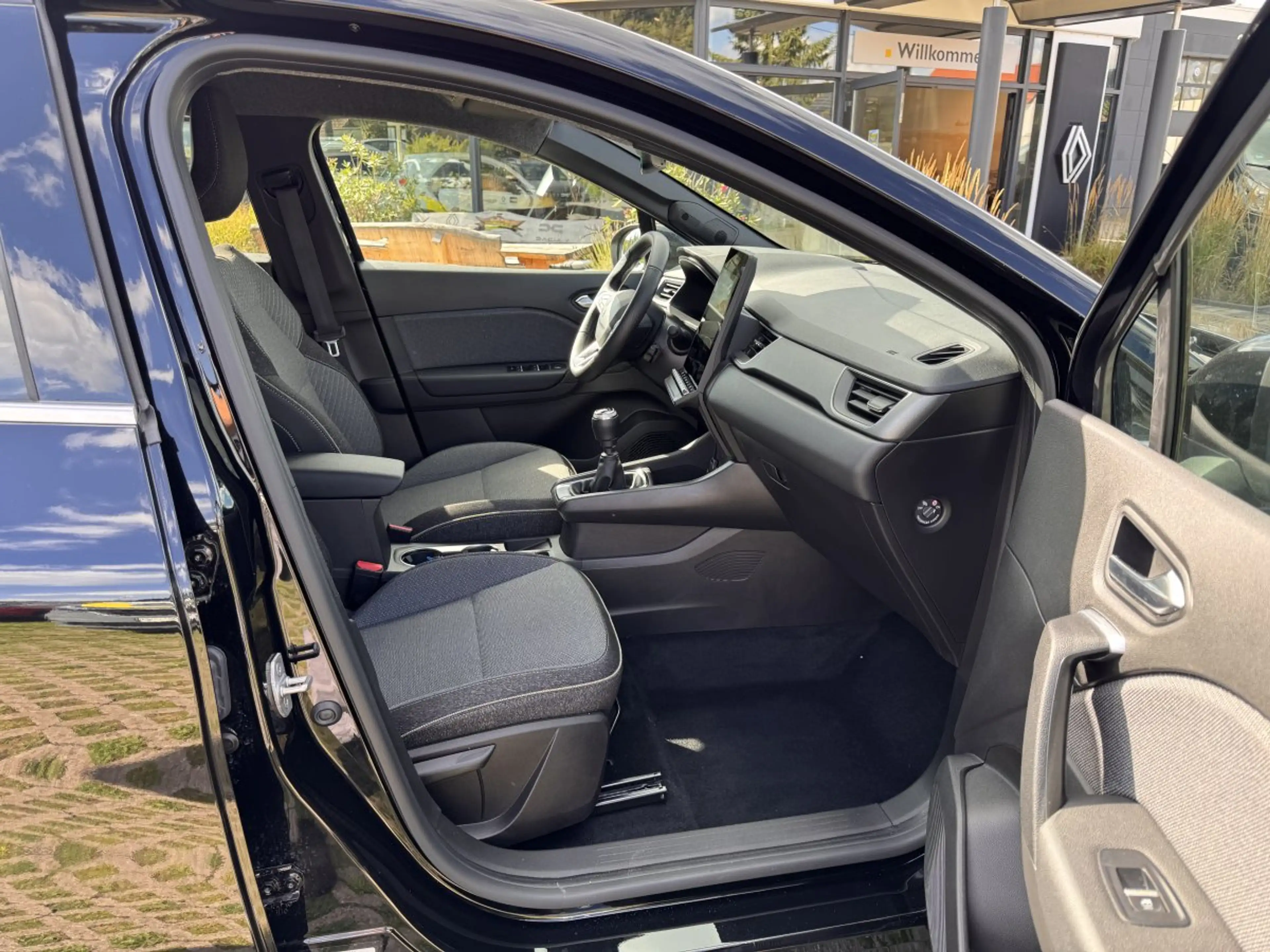 Renault Symbioz 1.3 Mild-Hybrid 140 Techno — photo 11