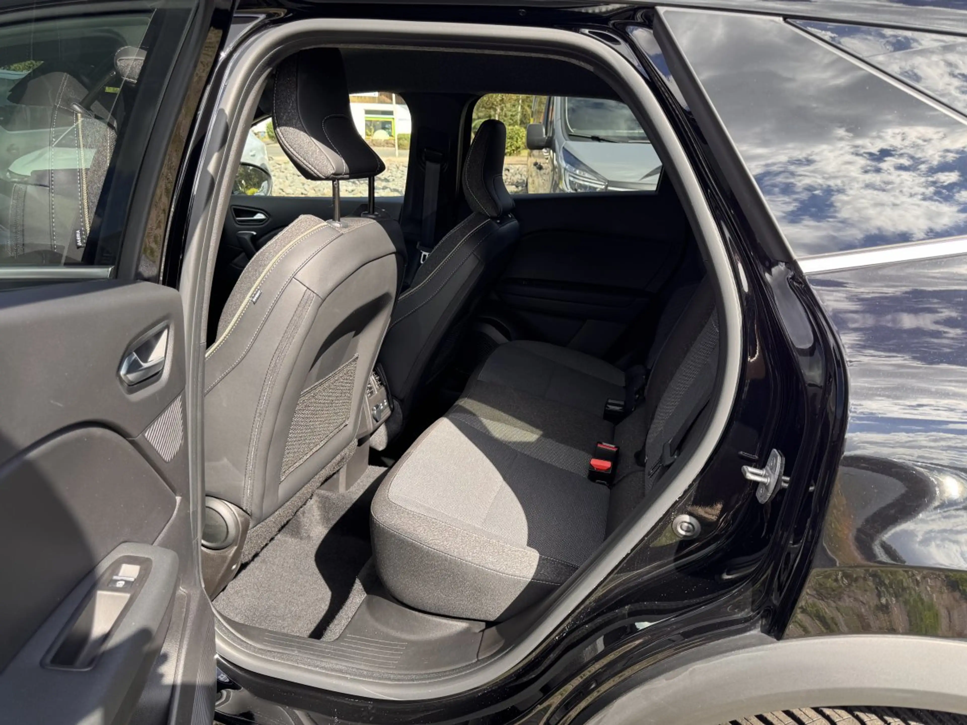Renault Symbioz 1.3 Mild-Hybrid 140 Techno — photo 13