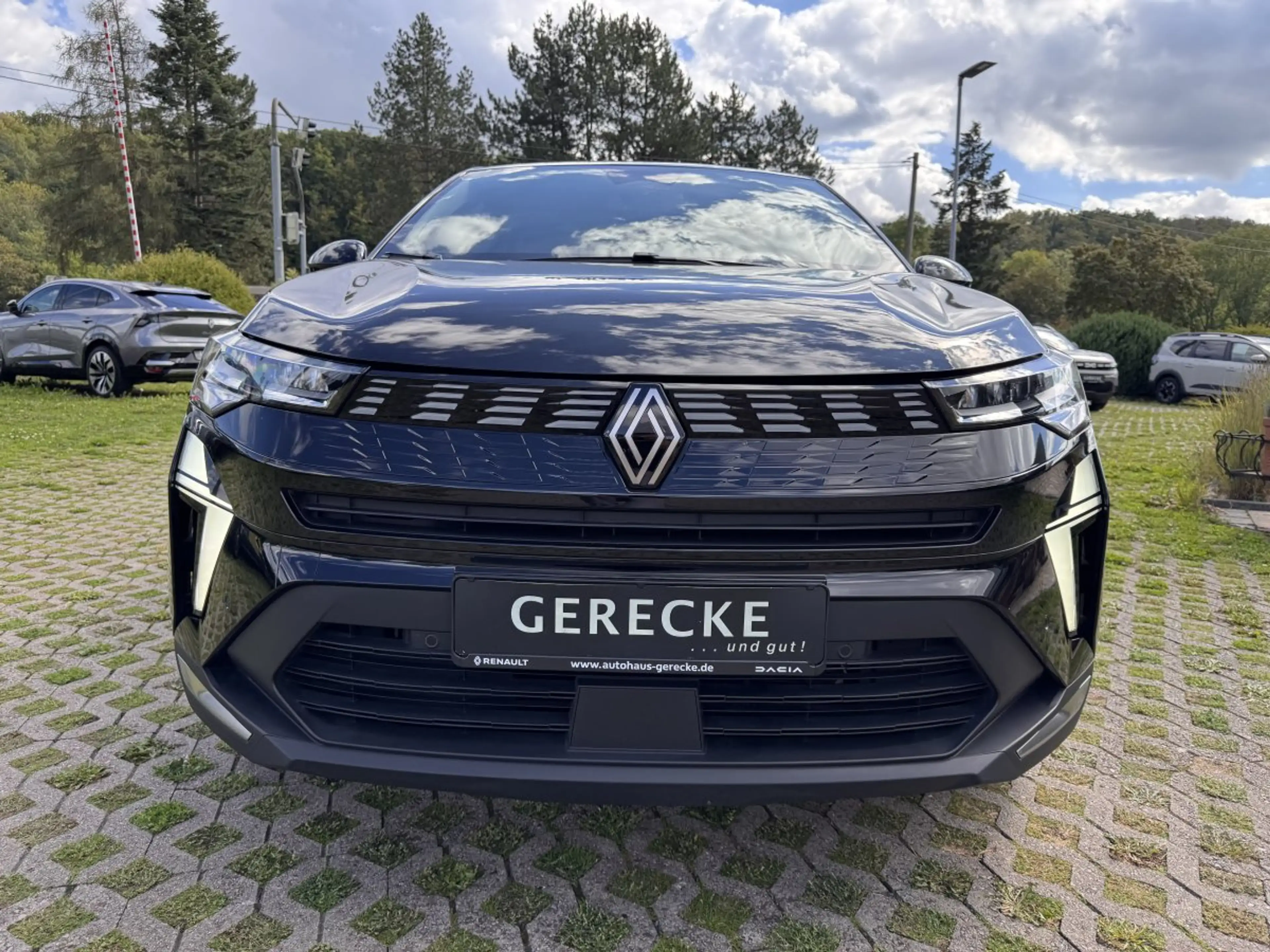 Renault Symbioz 1.3 Mild-Hybrid 140 Techno — photo 3