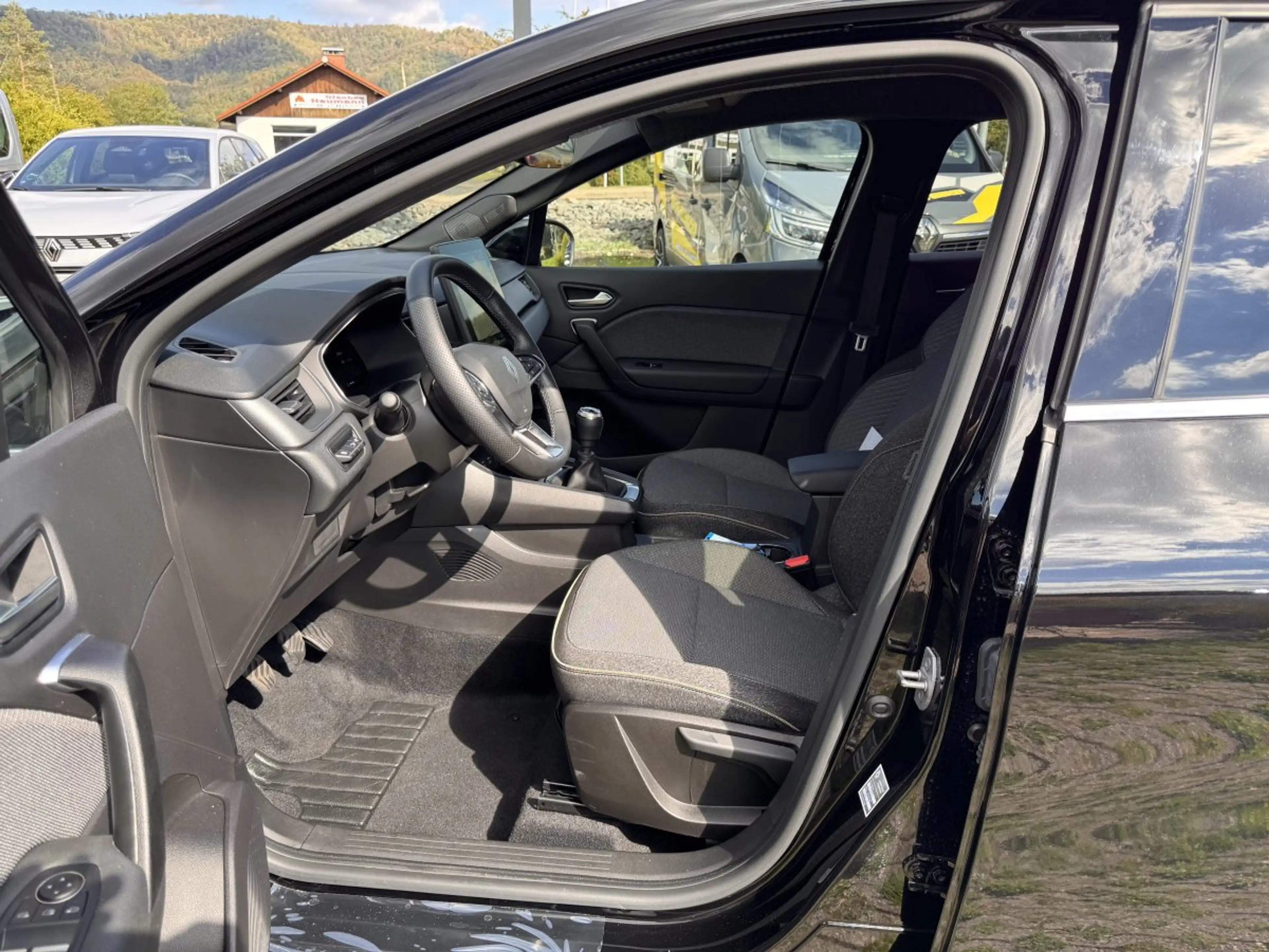 Renault Symbioz 1.3 Mild-Hybrid 140 Techno — photo 10