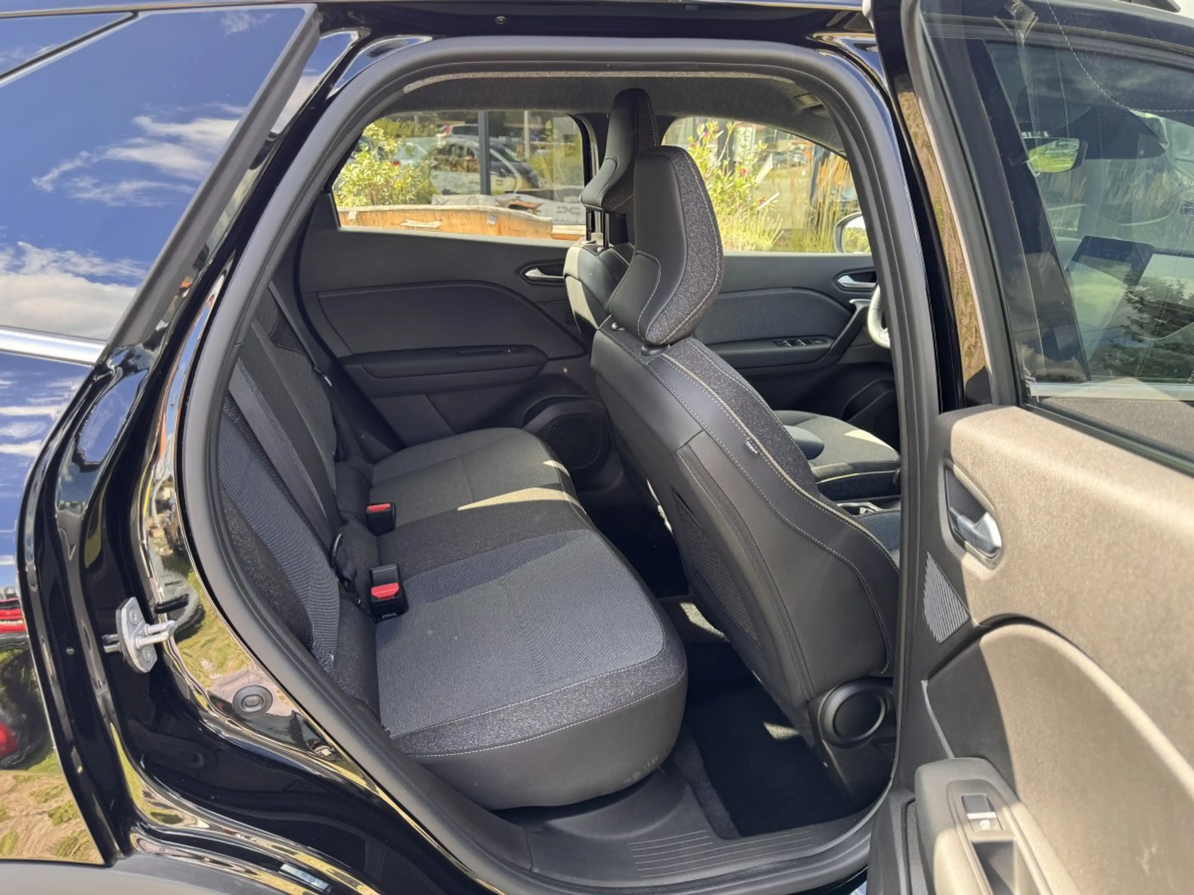 Renault Symbioz 1.3 Mild-Hybrid 140 Techno — photo 12