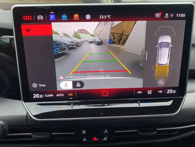 Volkswagen Golf view 12