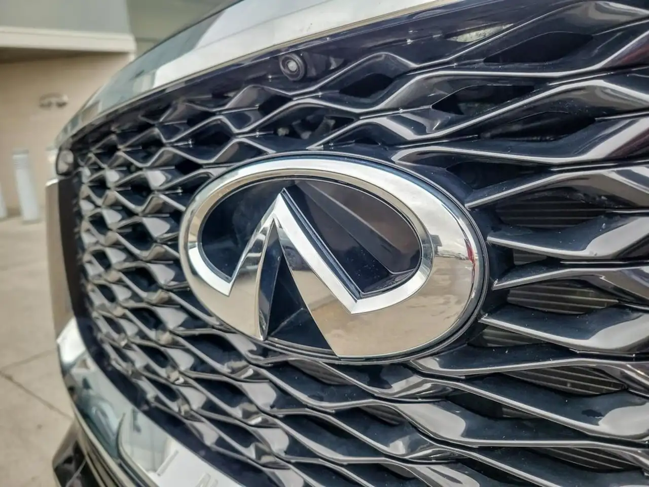 Infiniti QX60 снимка Infiniti QX60