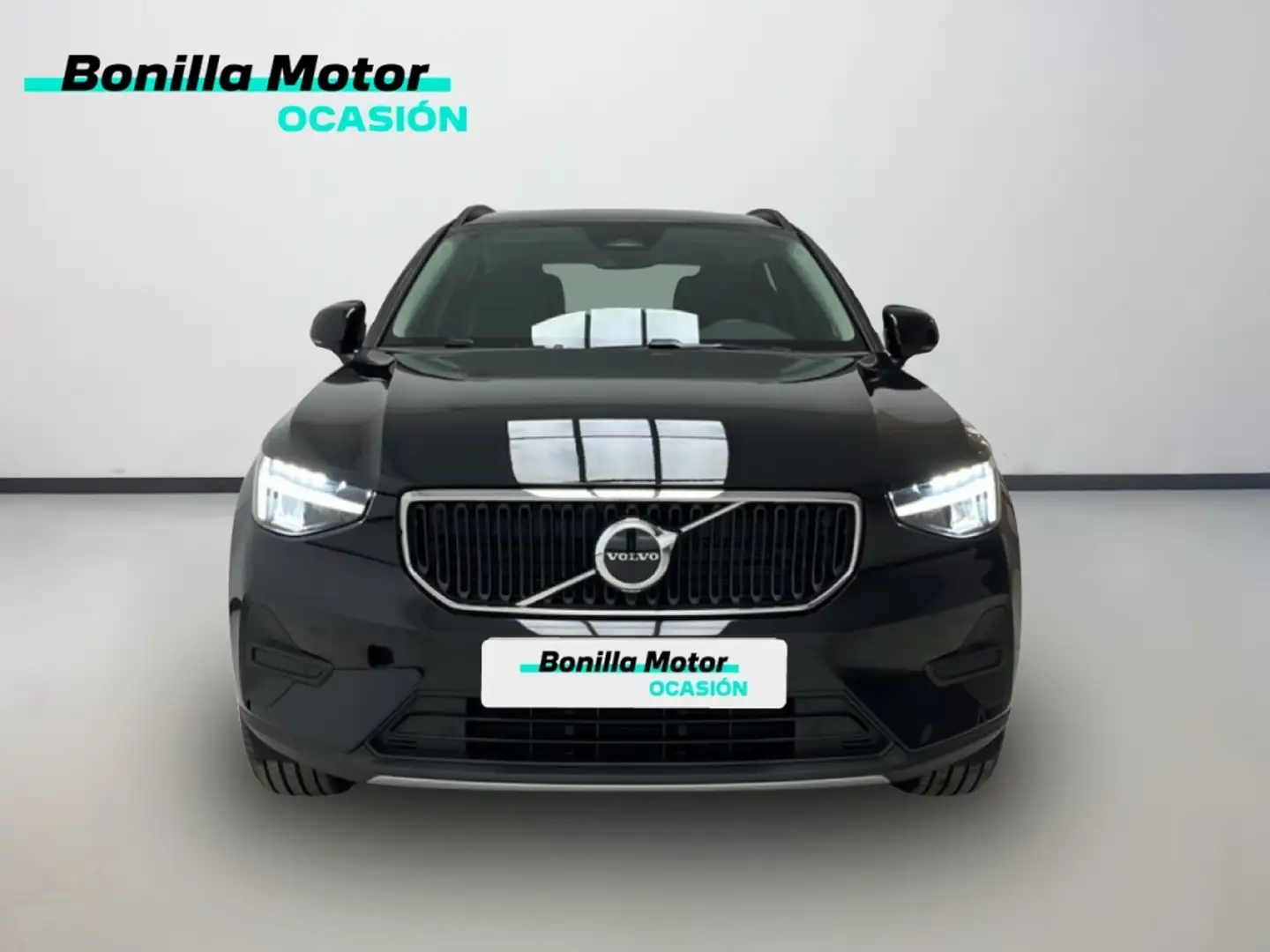 Volvo XC40 2.0 B3 MHEV ESSENTIAL DCT 163 5P Negro - 2