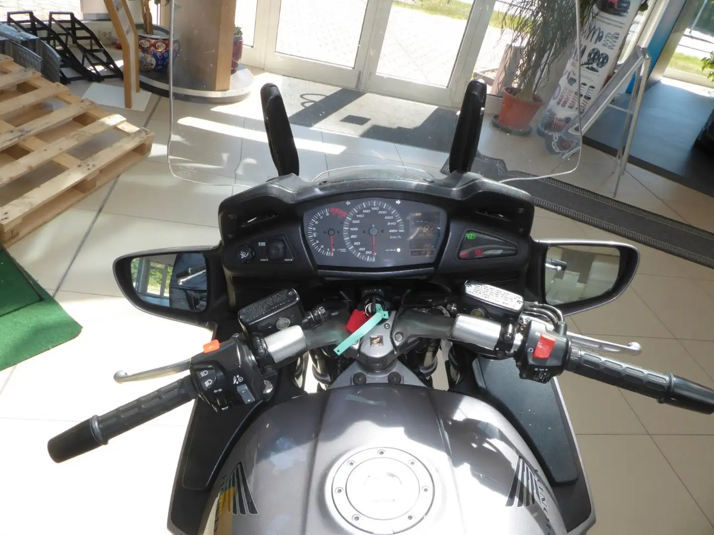 Honda Pan European ABS, Koffer, Scheibe, Kardan Silver - 1