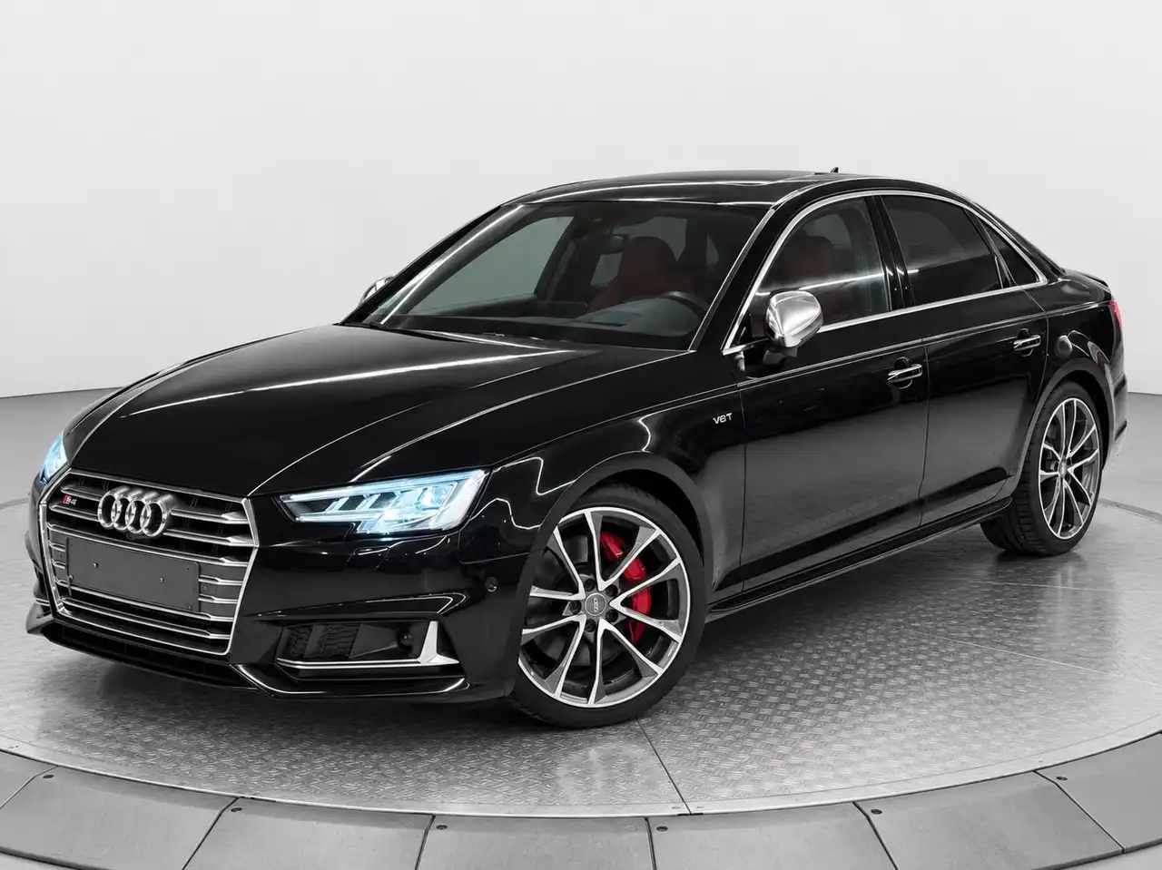 Audi S4