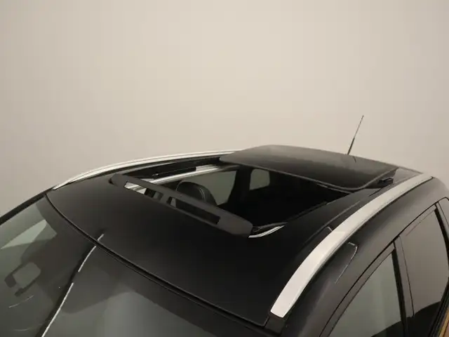 Suzuki Vitara view 6