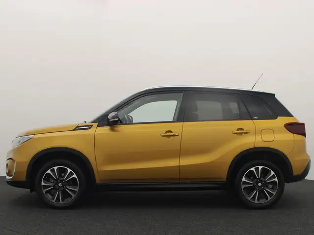 Suzuki Vitara view 2