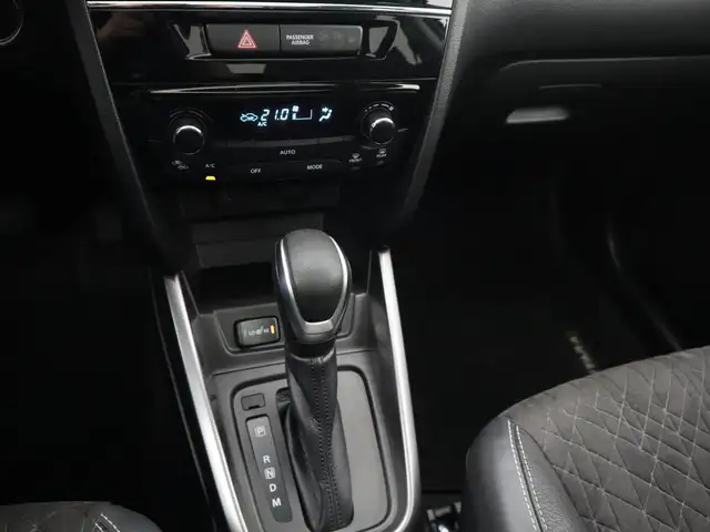 Suzuki Vitara view 15