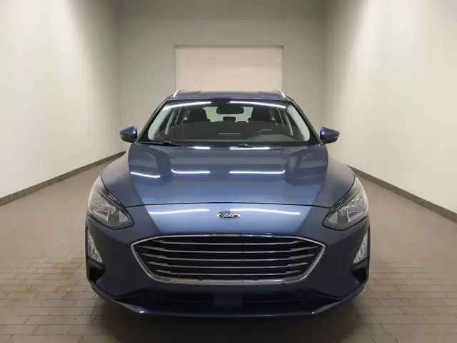 Ford Focus view 2
