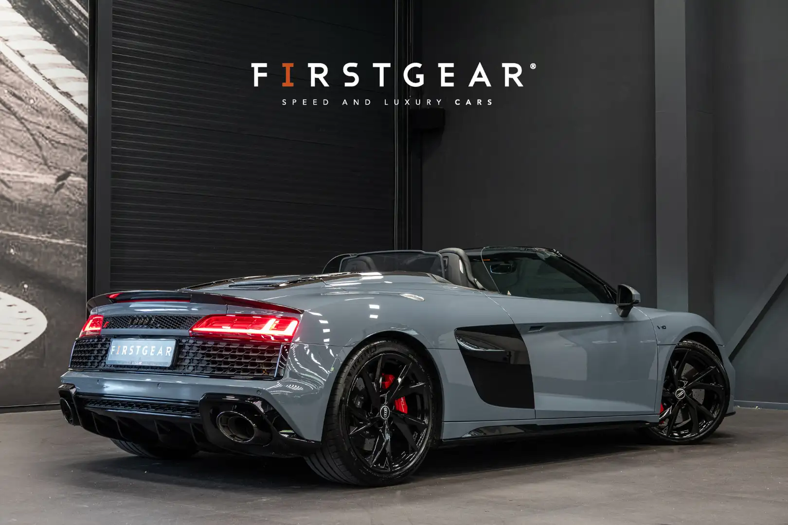 Audi R8 Spyder 5.2 Performance Quattro *Keramisch / Magnet Gris - 2