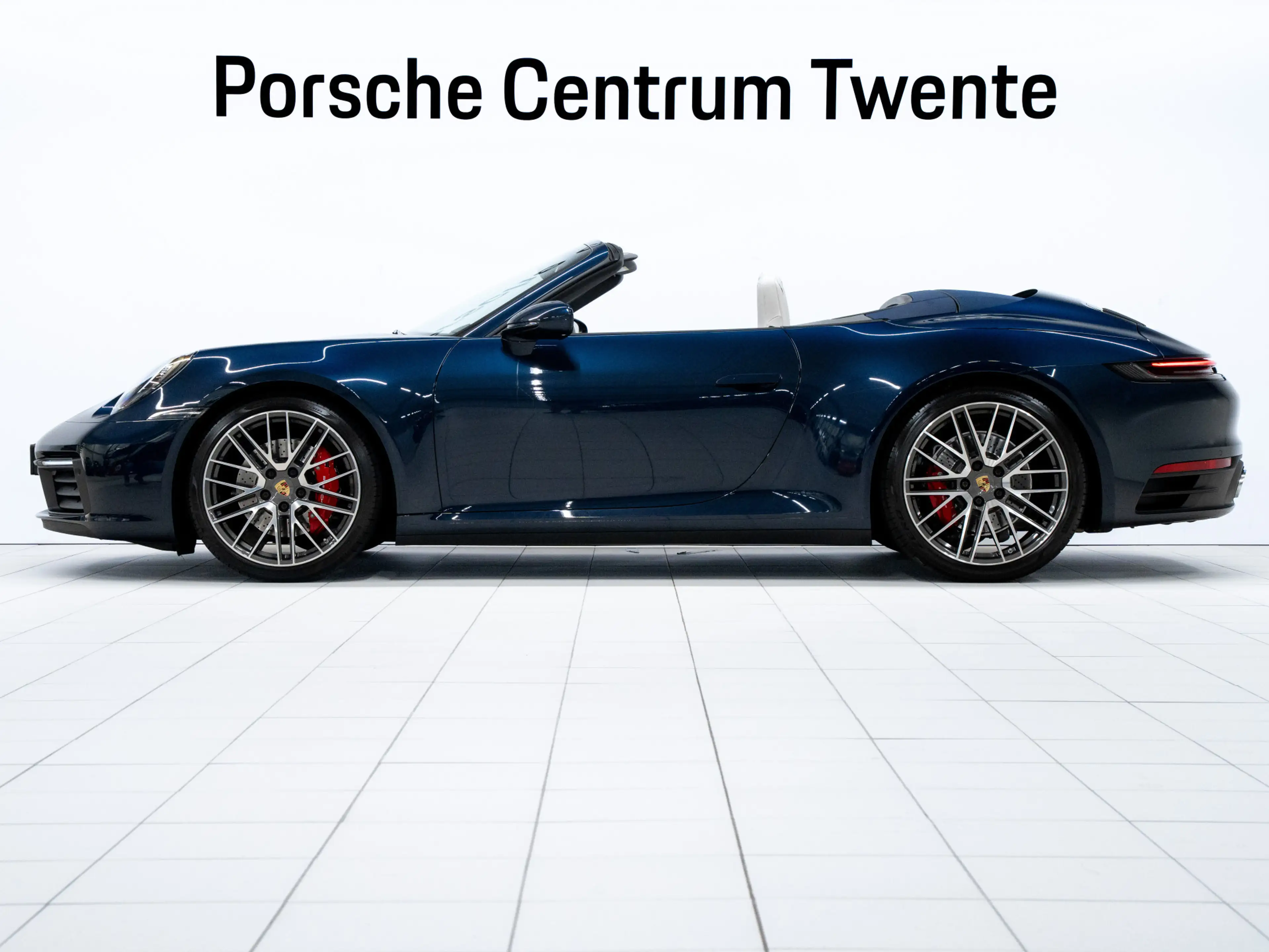 Porsche 992 Carrera S Cabriolet — photo 5