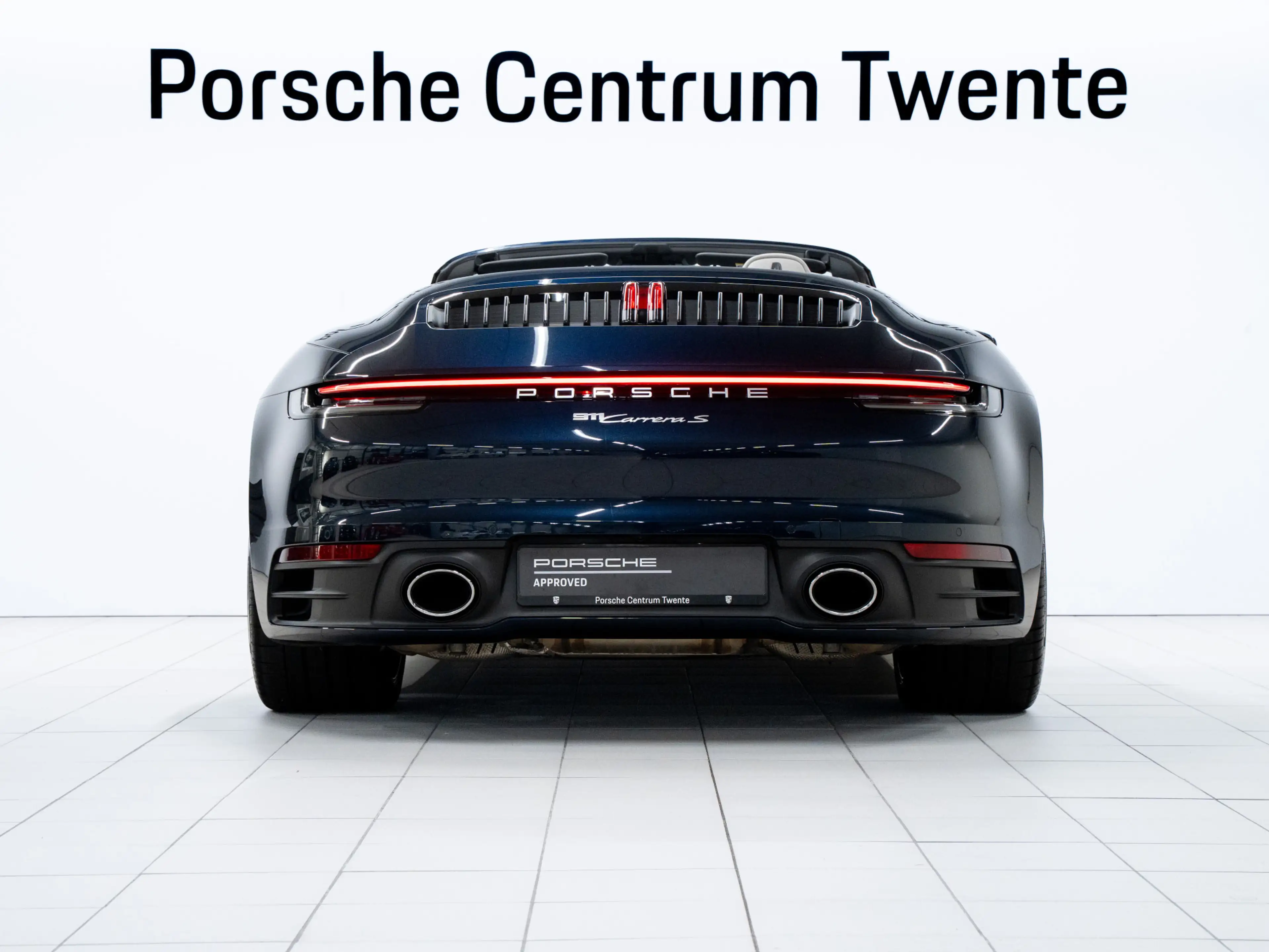 Porsche 992 Carrera S Cabriolet — photo 4