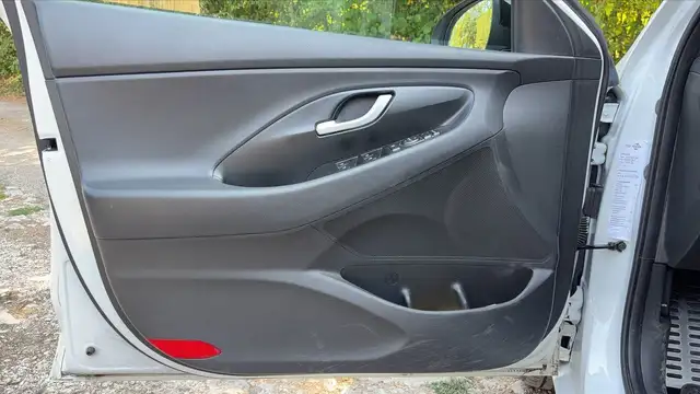 Hyundai i30 view 7