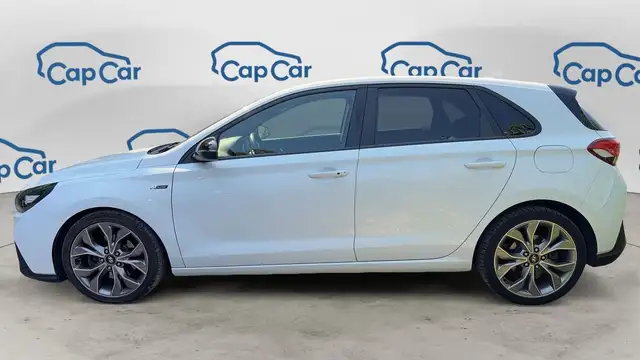 Hyundai i30 view 2