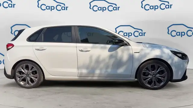 Hyundai i30 view 4