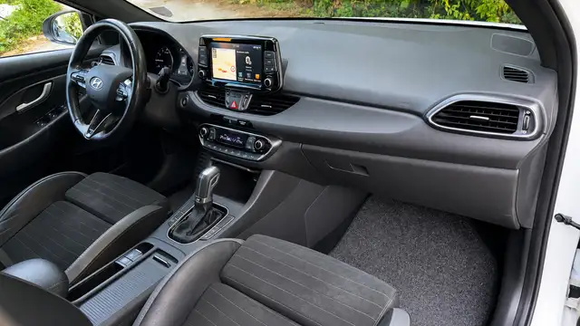 Hyundai i30 view 10