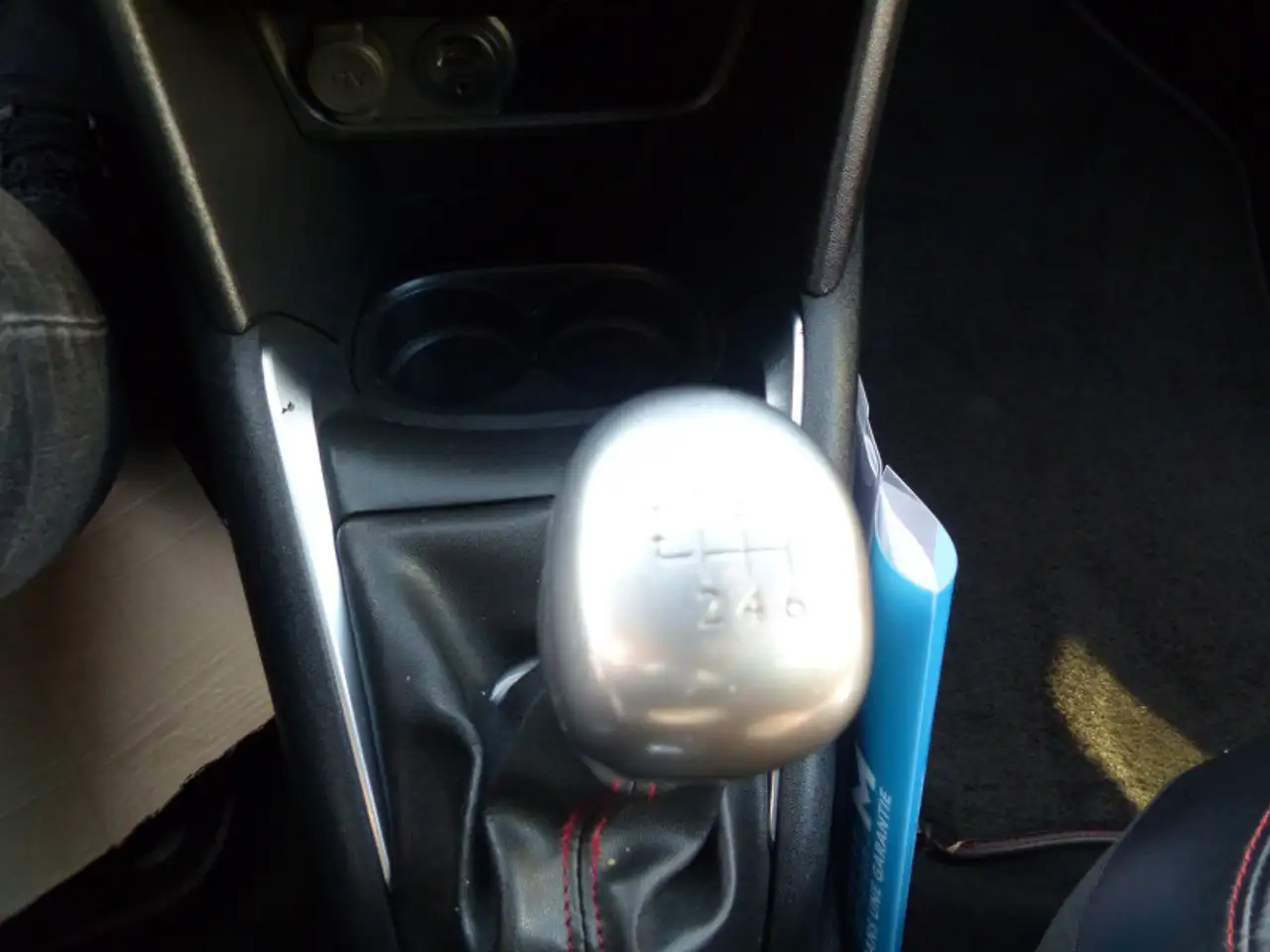 Peugeot 208 208 — photo 19