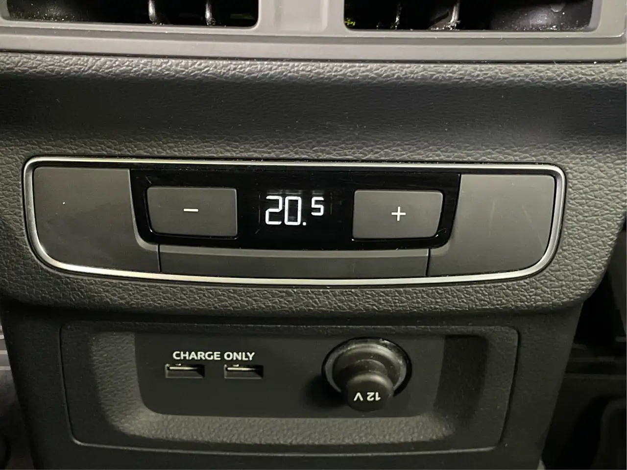 Audi Q5 снимка Audi Q5