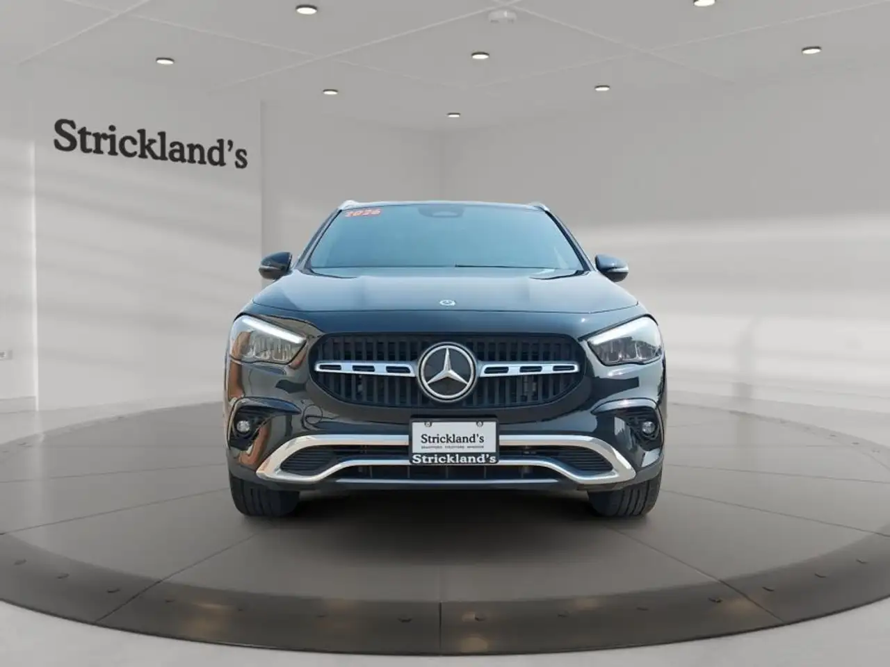Mercedes-Benz GLA photo Mercedes-Benz GLA