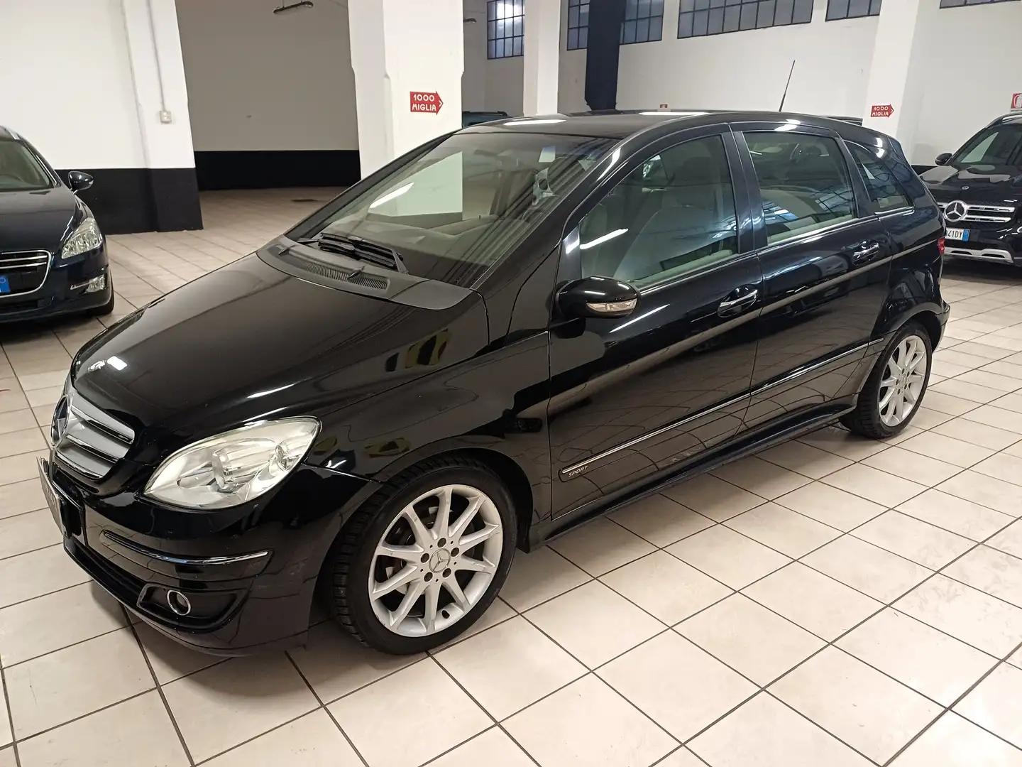 Mercedes-Benz B 180 Classe B - T245 cdi Sport Nero - 2