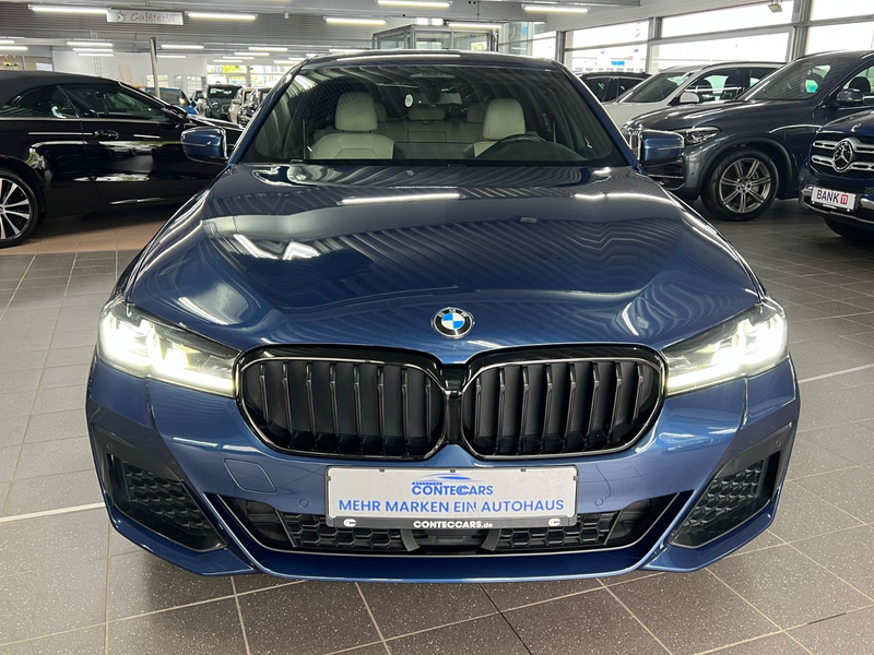 BMW 540 d xD Touring M Sport SH+19Z+Dakota in BEIGE — photo 3