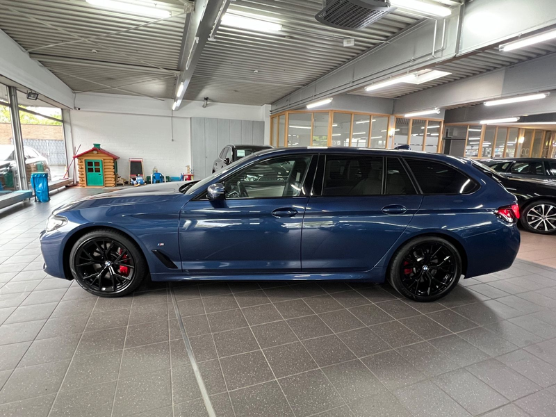 BMW 540 d xD Touring M Sport SH+19Z+Dakota in BEIGE — photo 6