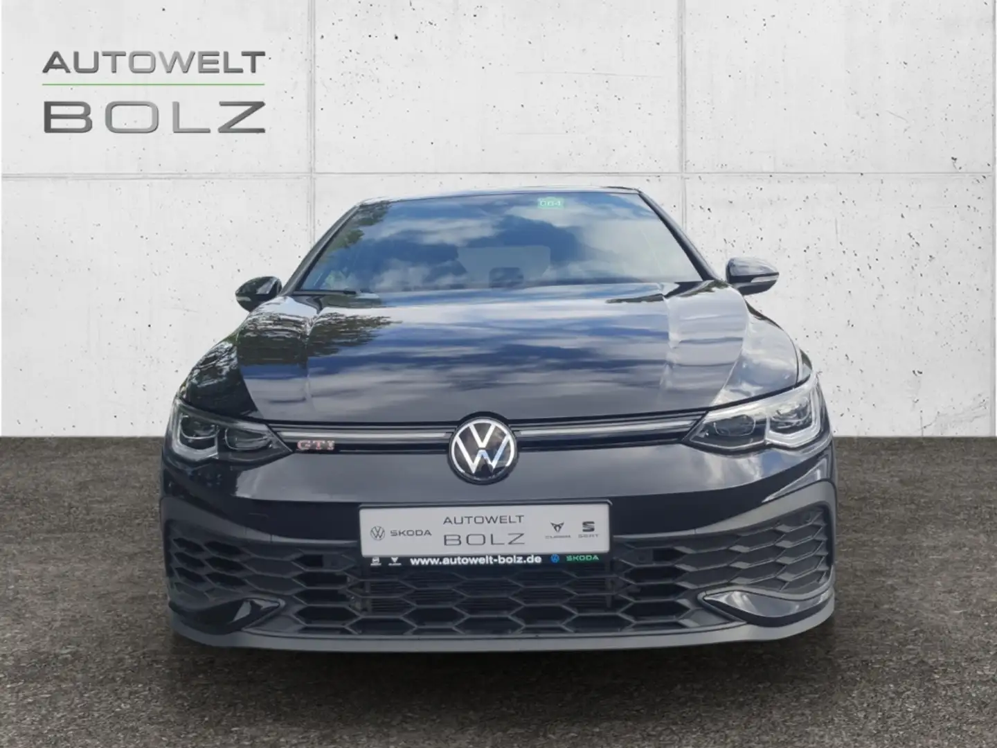 Volkswagen Golf VIII Clubsport 2.0 TSI HUD Pano Navi HarKad Digita Schwarz - 2