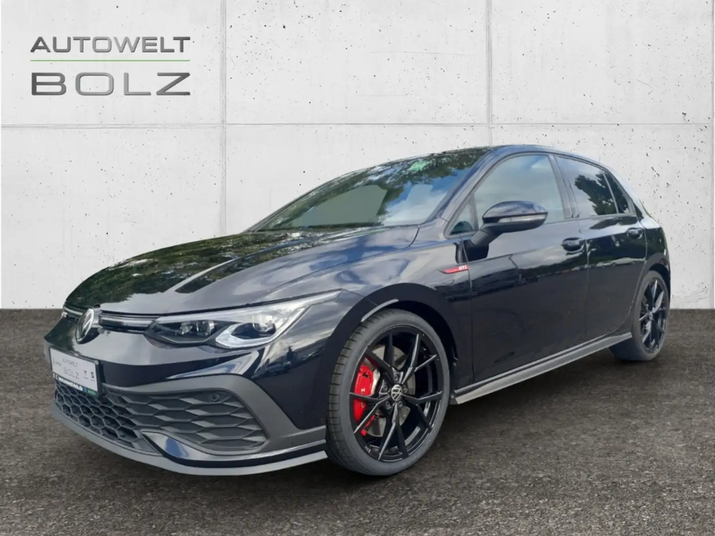 Volkswagen Golf VIII Clubsport 2.0 TSI HUD Pano Navi HarKad Digita Schwarz - 1