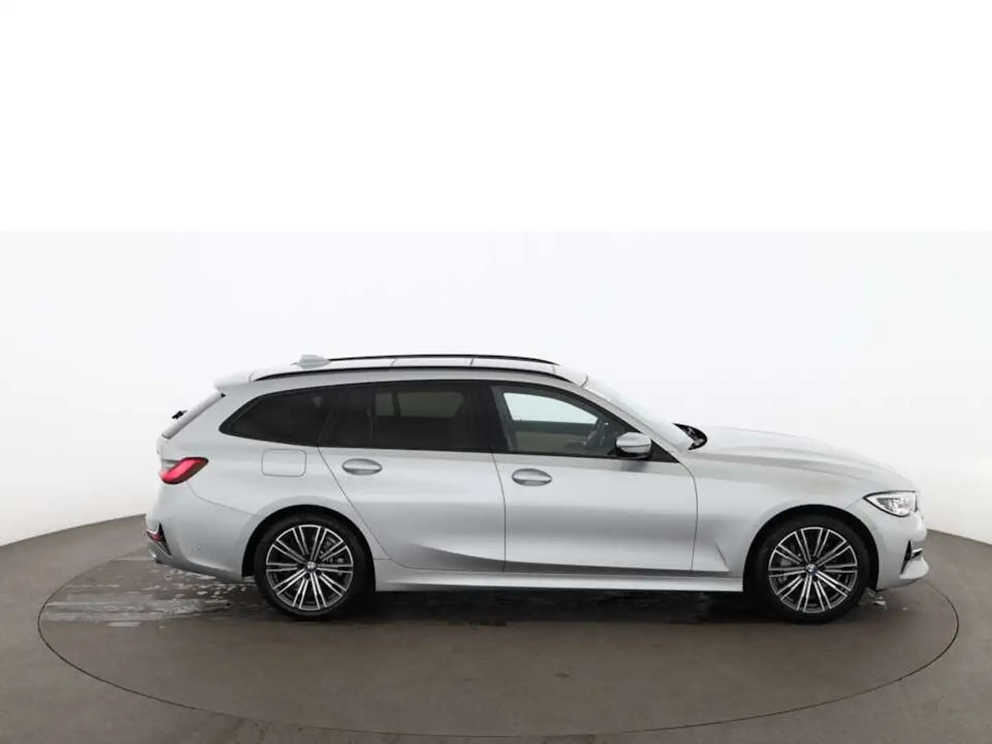 BMW 330 e Touring Luxury Aut LASER SKY LEDER RADAR NAV Silber - 2