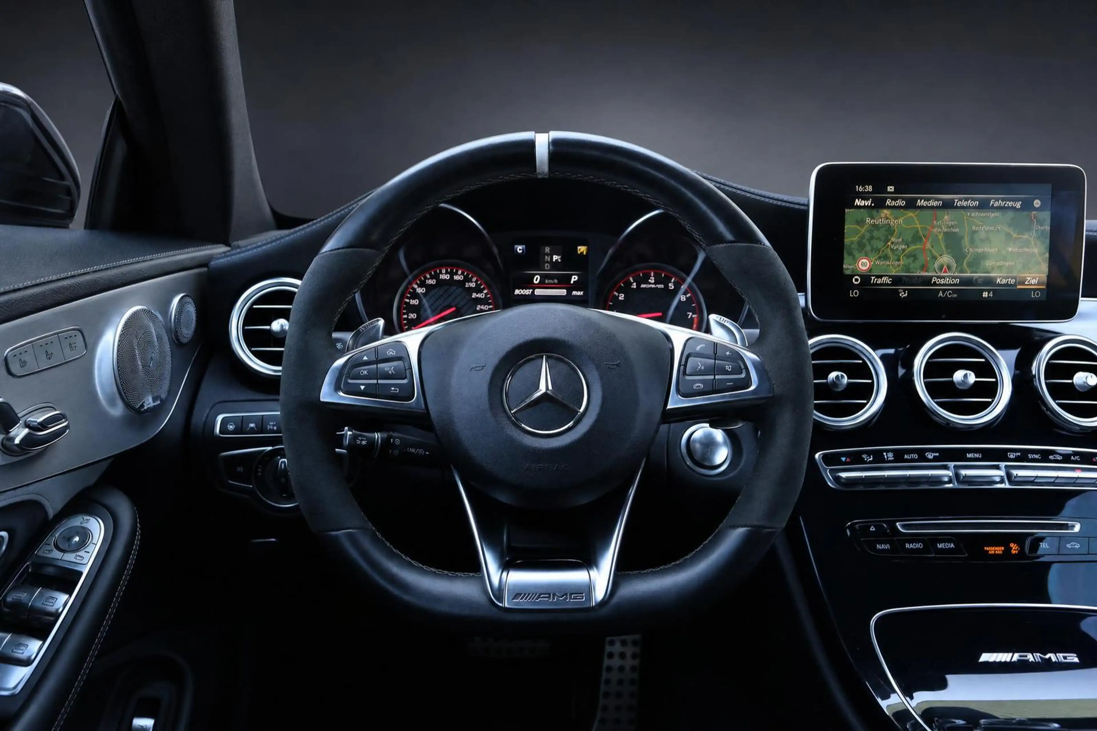 Mercedes-Benz C 63 AMG S Cabrio PERFORMANCE ABGAS*COMAND*VOLL* — photo 13