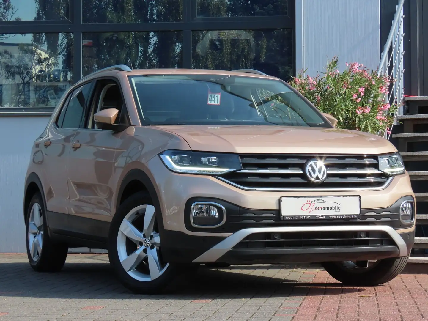 Volkswagen T-Cross 1.5 TSI Autom. Ambiente Sitzheizung Navi - 1