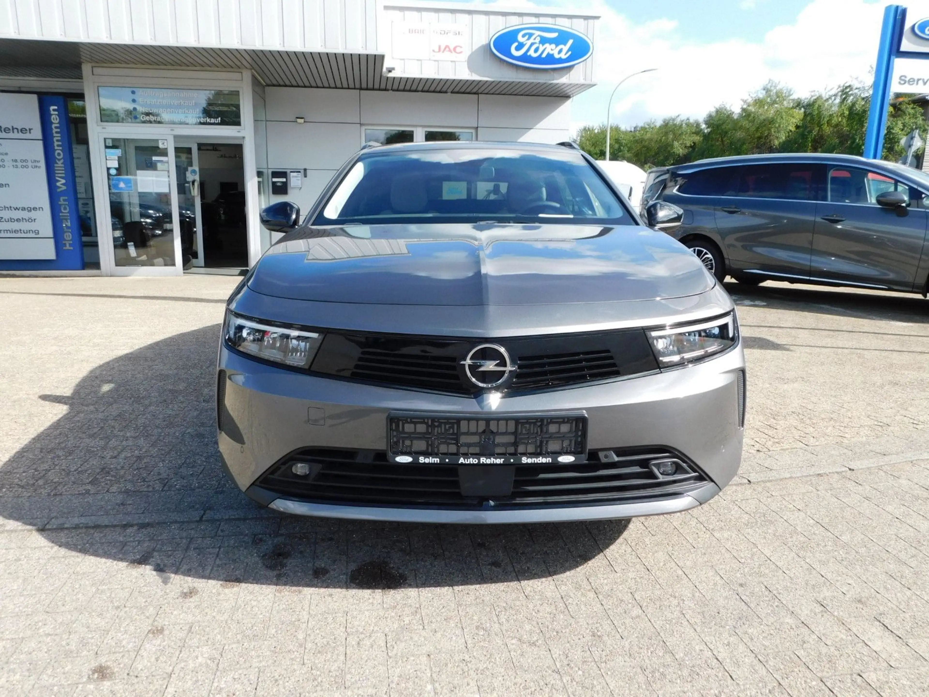 Opel Astra L Sports Tourer Edition — photo 2