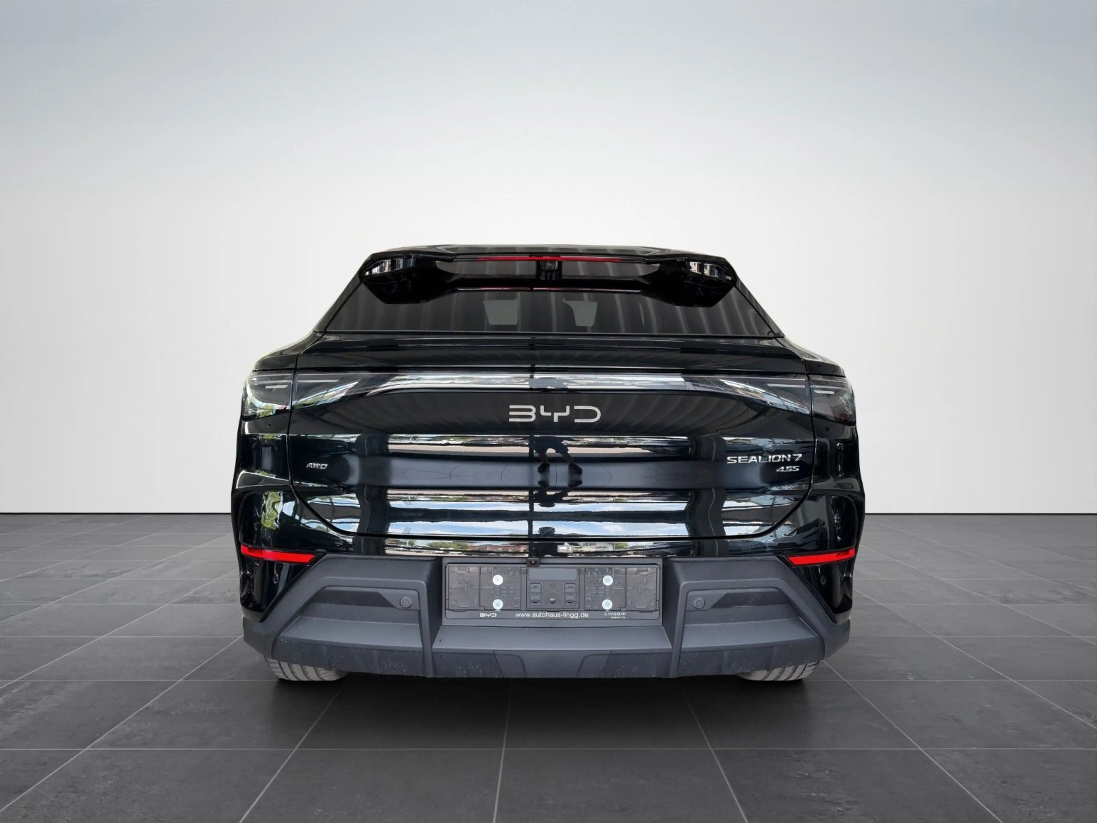 BYD Sealion 7 Design AWD /360°/HUD/SHZ/PANO-DA/ — photo 4