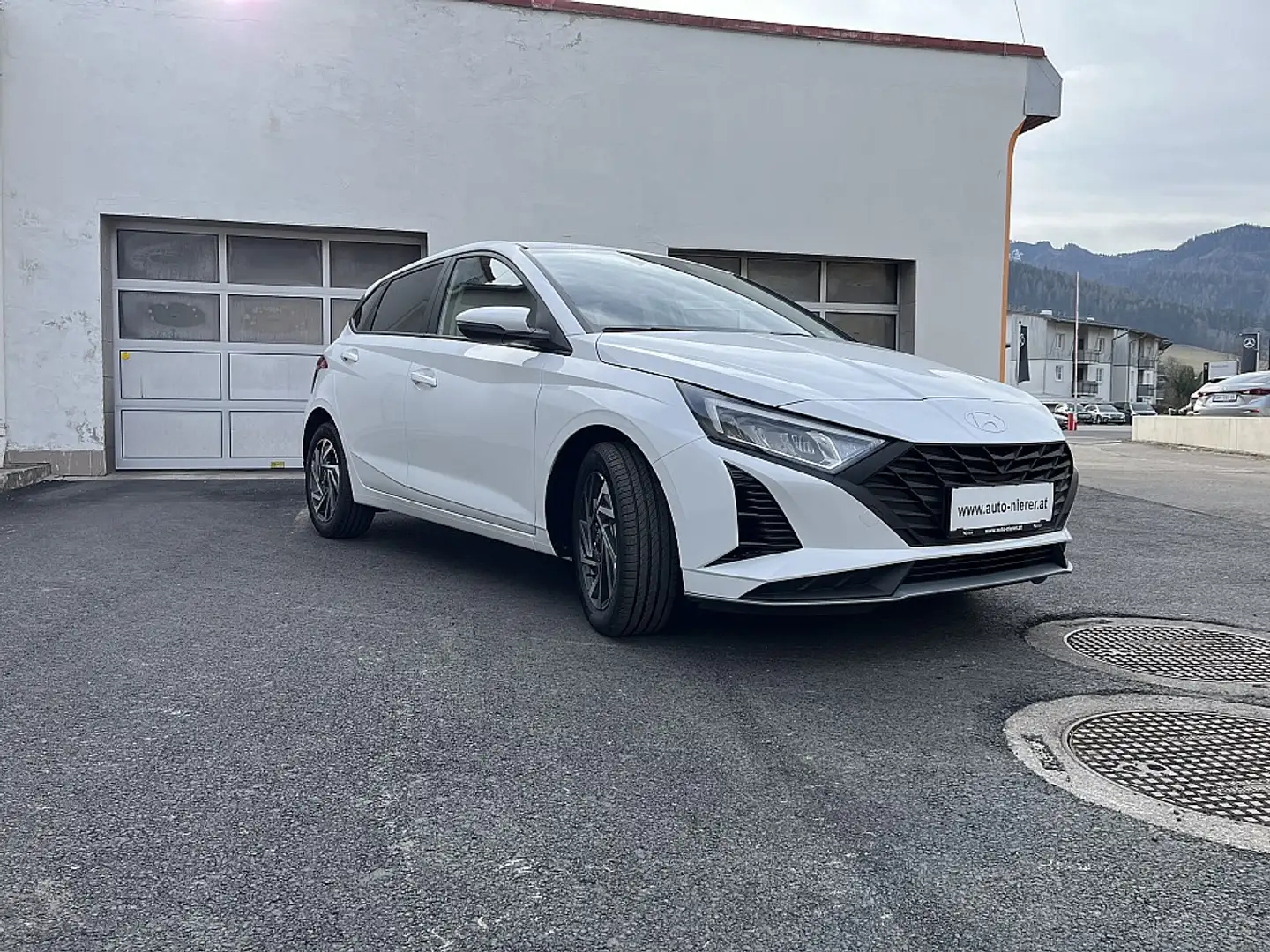 Hyundai i20 1,2 MPI Comfort Line Blanc - 2
