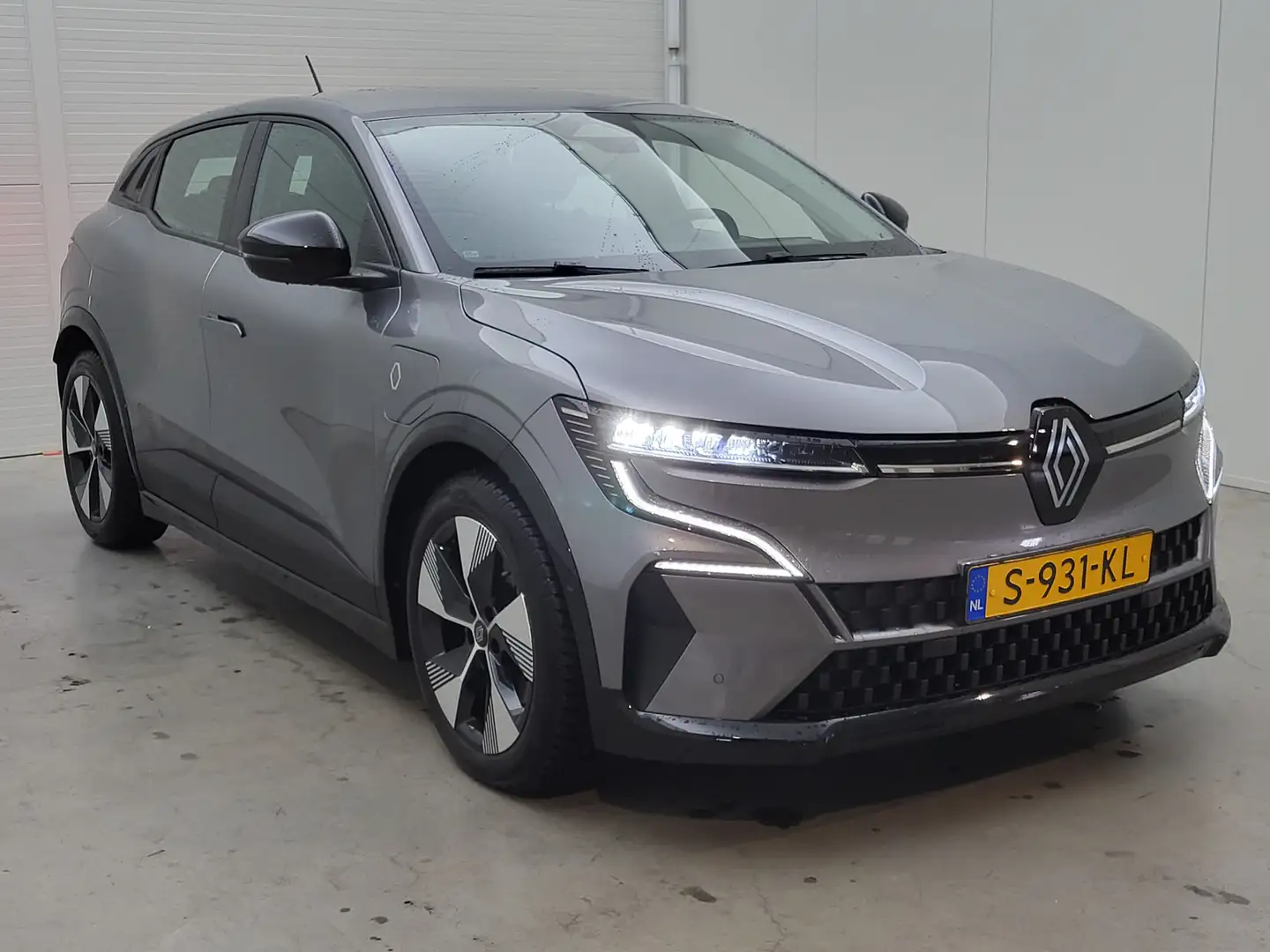 Renault Megane E-Tech EV60 Optimum Charge Evolution Grijs - 2