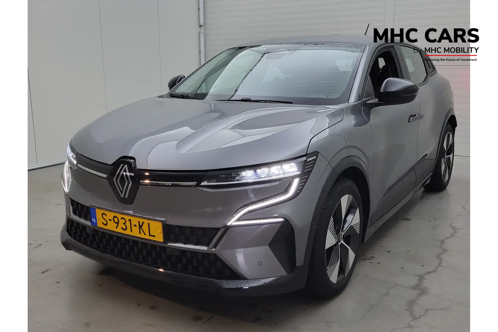 Renault Megane E-Tech EV60 Optimum Charge Evolution Grijs - 1