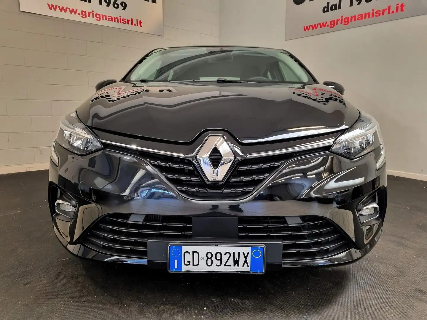 Renault Clio Hybrid E-Tech 140 CV 5 porte Zen Negro - 2